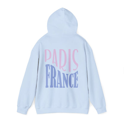 Love in Paris | Travel Lovers Apparel | True North